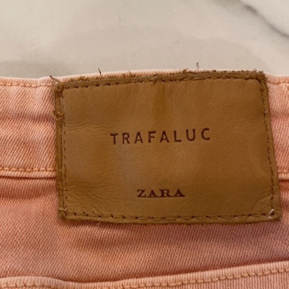 Zara Jeans Trafaluc Denim Makers, Peach color, Distressed jeans | Size 6, 28.5" - Picture 5 of 7